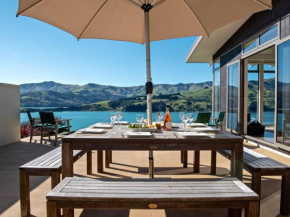 Kotare Point Paradise - Akaroa Holiday Home